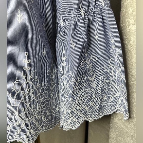 J.Crew Women’s Stripe Print Embroidered 3/4 Bell Sleeves Poplin Blouse Sz S - Picture 6 of 13